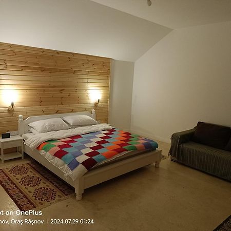Imperfect House Otel Rîşnov Dış mekan fotoğraf